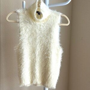 Women's Cream Sleeveless Sweater